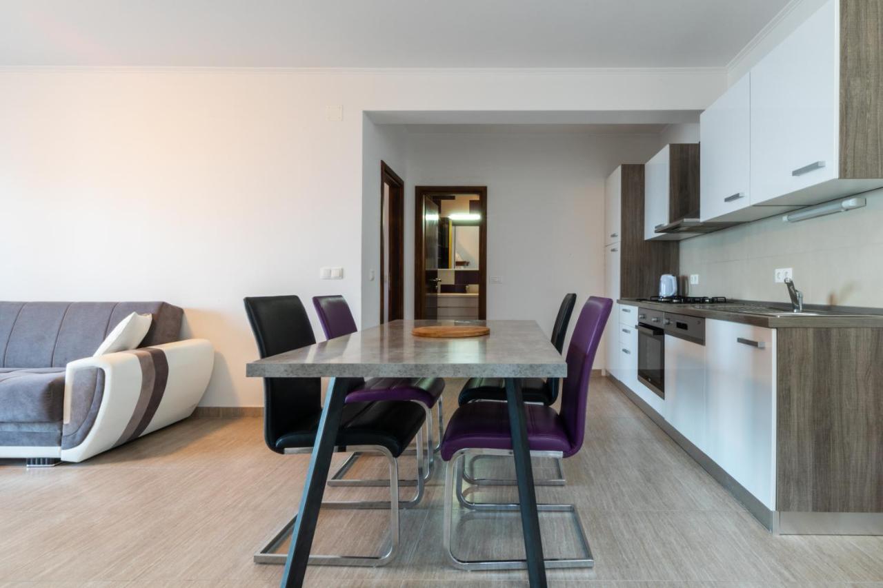 Vila Apartments Marina Blato  Buitenkant foto