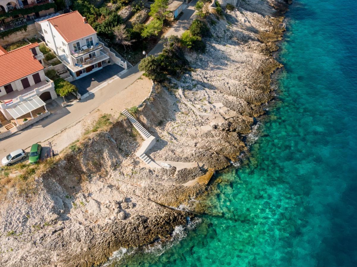 Vila Apartments Marina Blato  Buitenkant foto